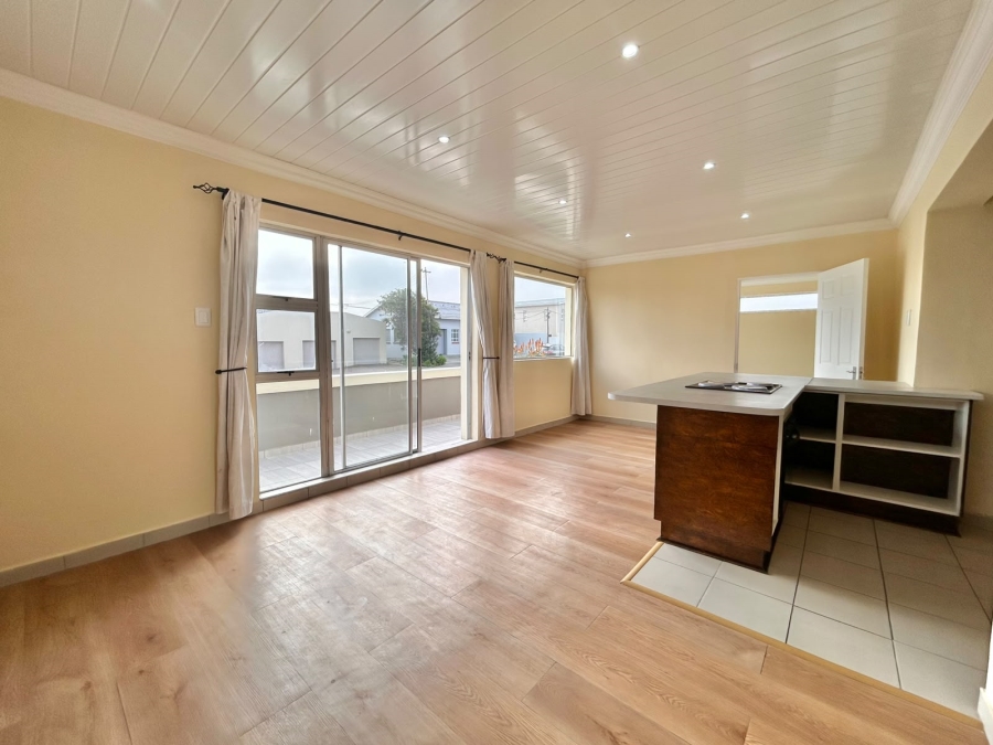 To Let 2 Bedroom Property for Rent in Zeekoevlei Western Cape